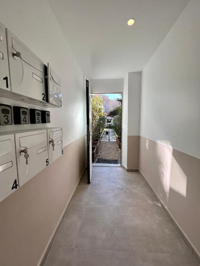 Amazing New Property In The Heart Of The Old Town Of 昂蒂布 外观 照片