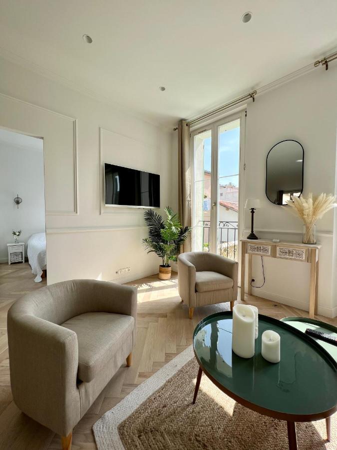 Amazing New Property In The Heart Of The Old Town Of 昂蒂布 外观 照片