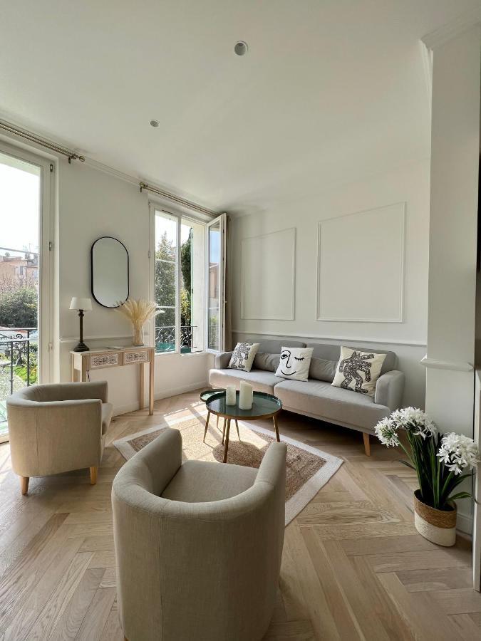 Amazing New Property In The Heart Of The Old Town Of 昂蒂布 外观 照片